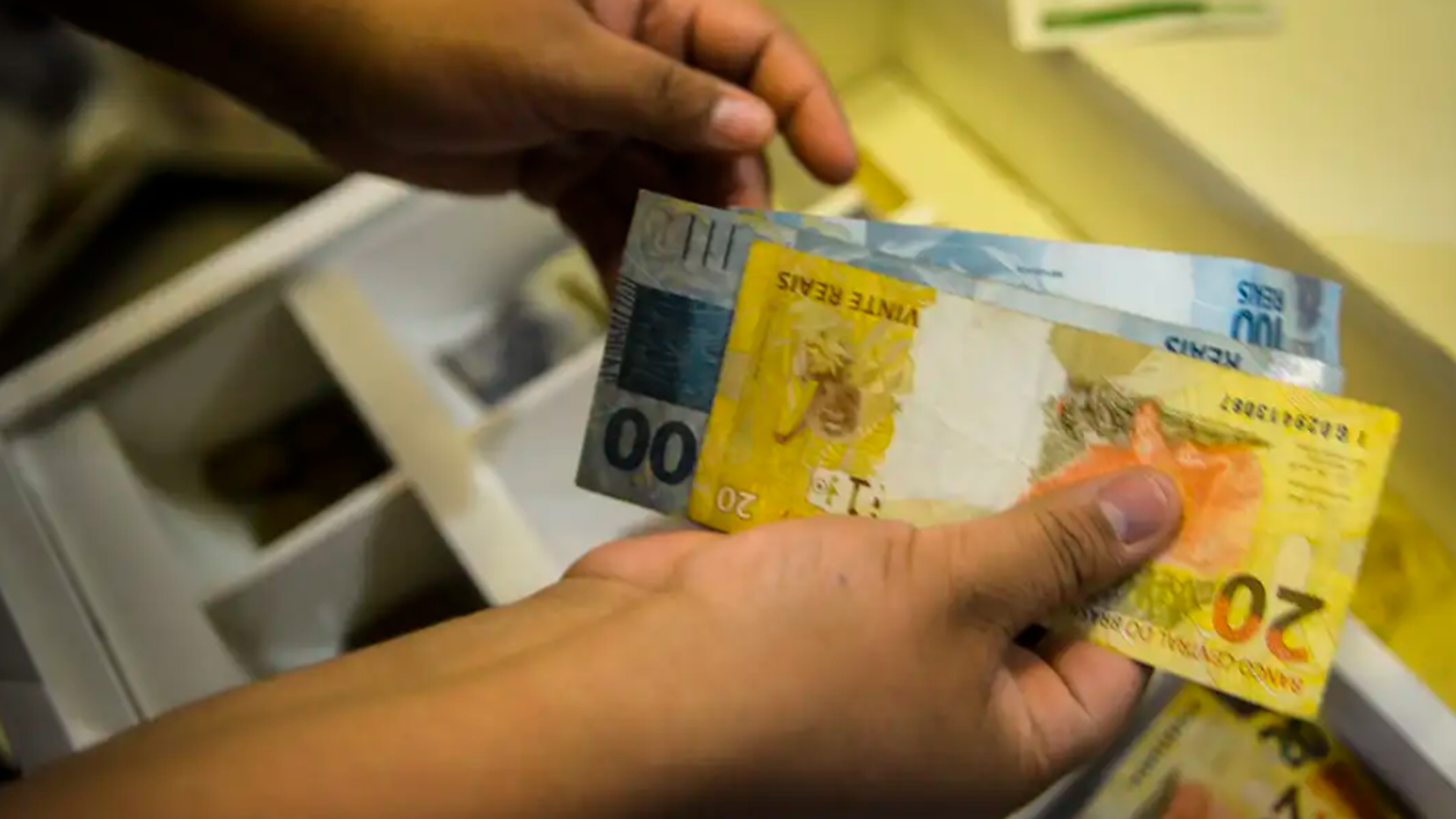 Simples atitude na frente do computador pode render R$ 130 milhões para qualquer brasileiro
