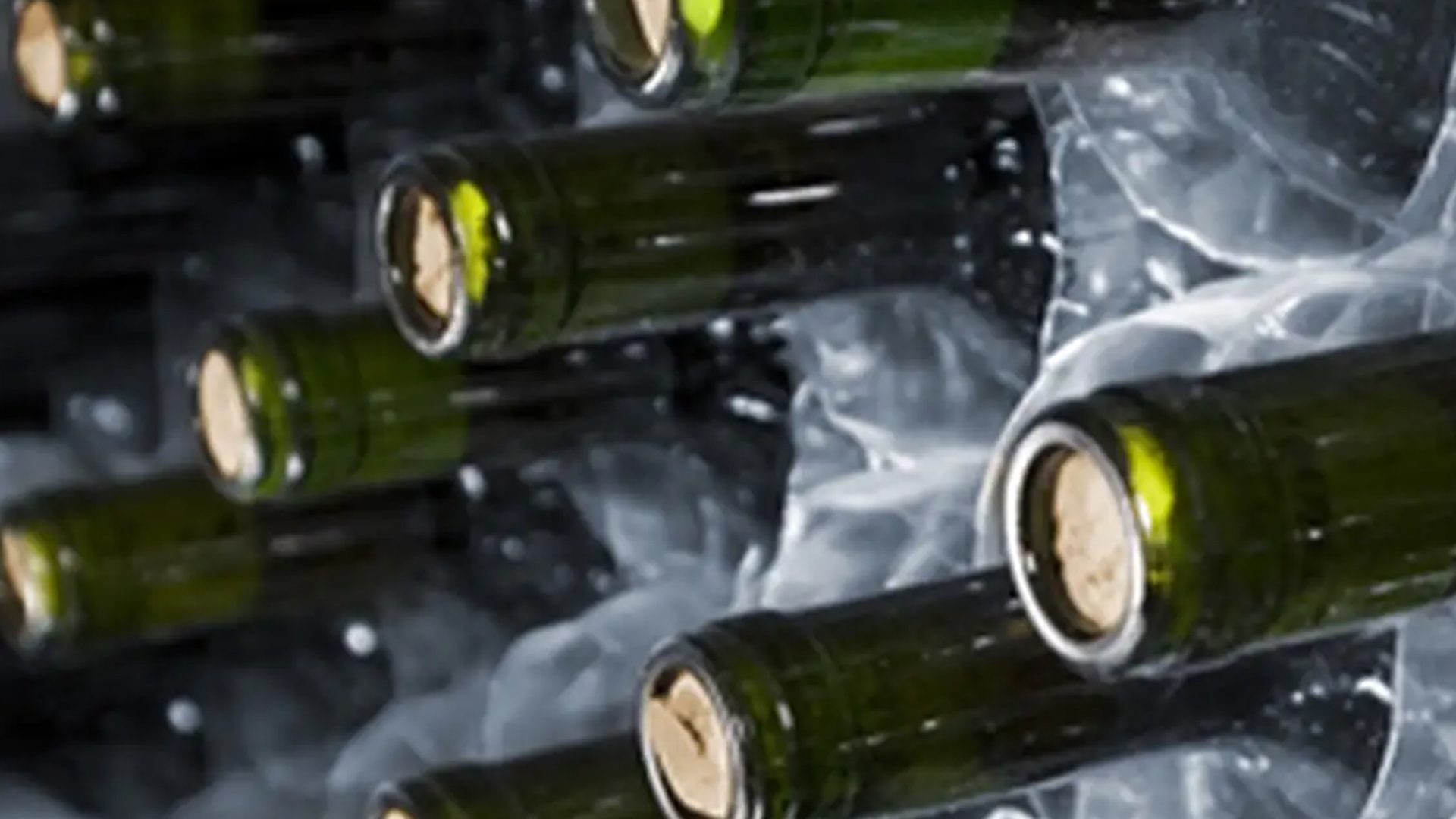 Esse truque simples pode salvar sua garrafa de vinho no encontro