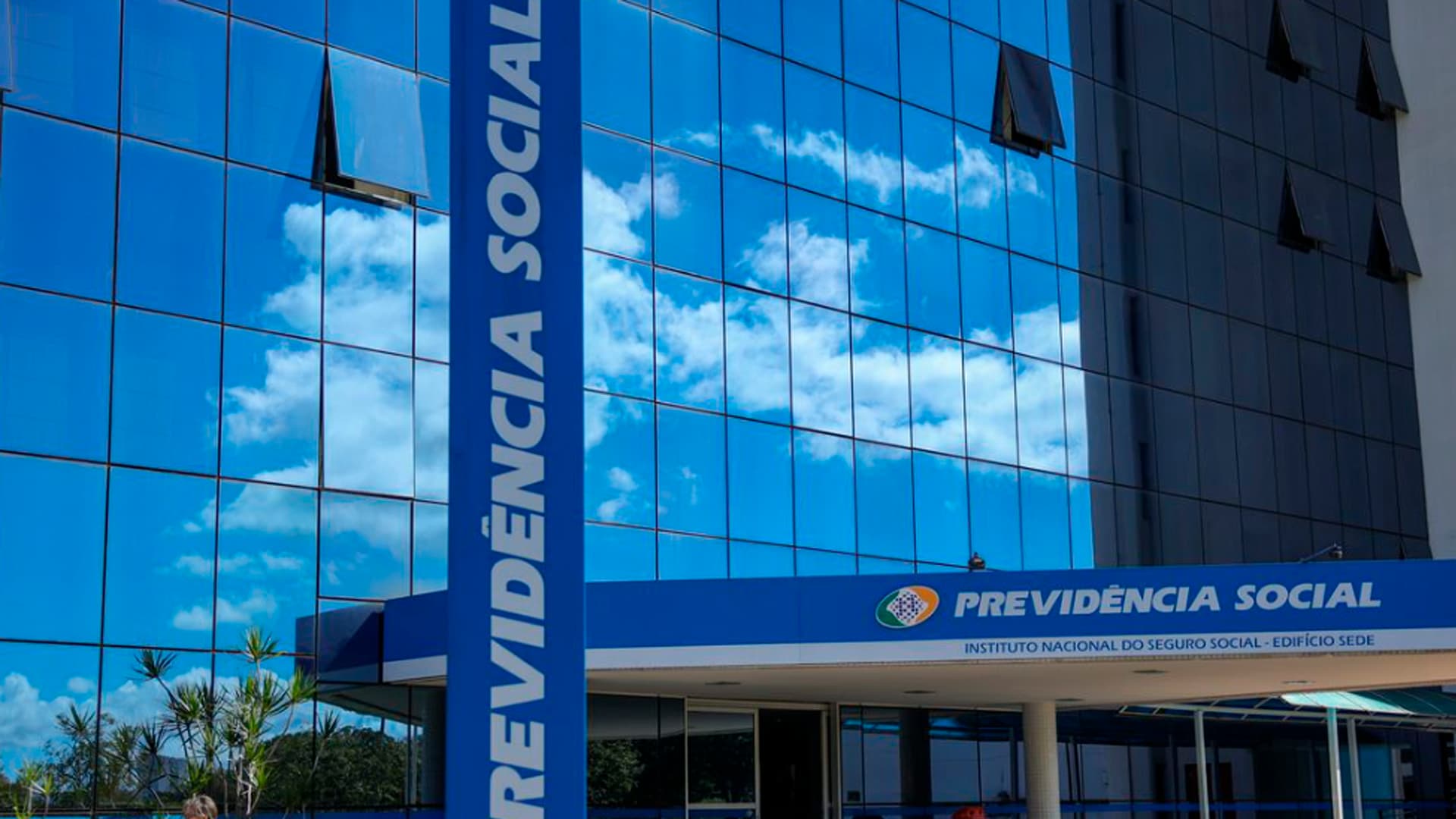 Bancos foram proibidos de fazer empréstimos após INSS encontrar irregularidas