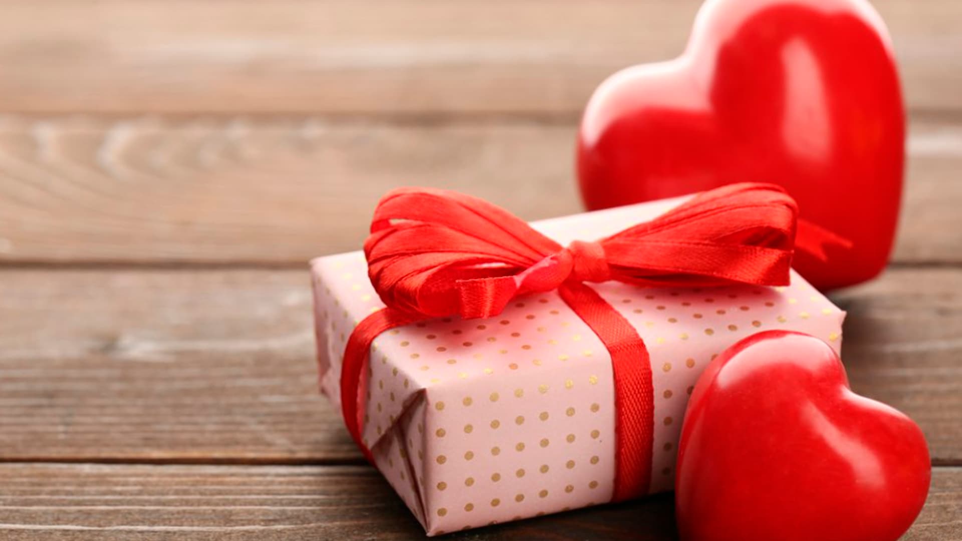 10 ideias de presentes baratos e que cabem no orçamento para o dia dos namorados